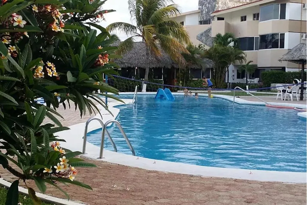 Coral Mar Cancun Hotel