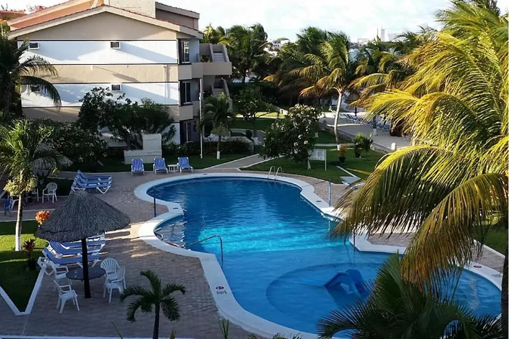 Coral Mar Cancun Hotel
